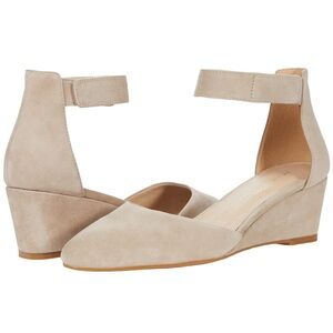 NWB Pelle Moda Kitty Wedges